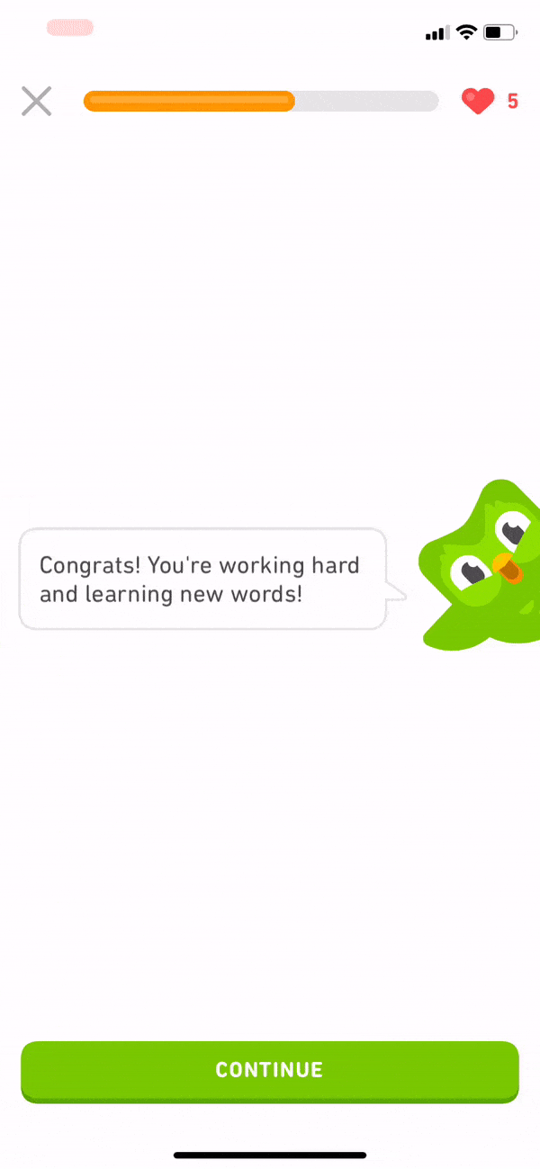 A animação de onboarding do Duolingo motiva o usuário a continuar o fluxo